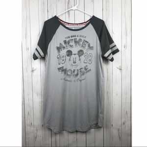 DISNEY PARKS Vintage Mickey Mouse Sleep Shirt